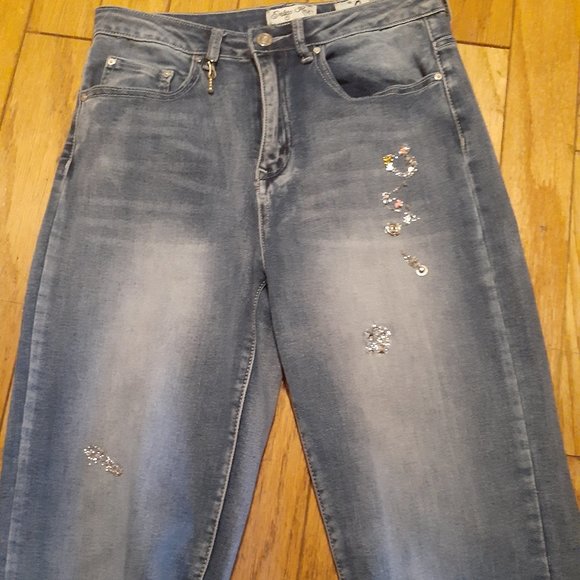 Boyfriend JEANS w/ glitz - Picture 2 of 5